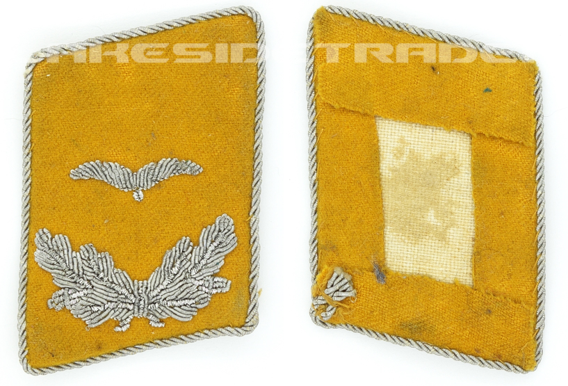 Luftwaffe Flight Leutnant Collar Tab