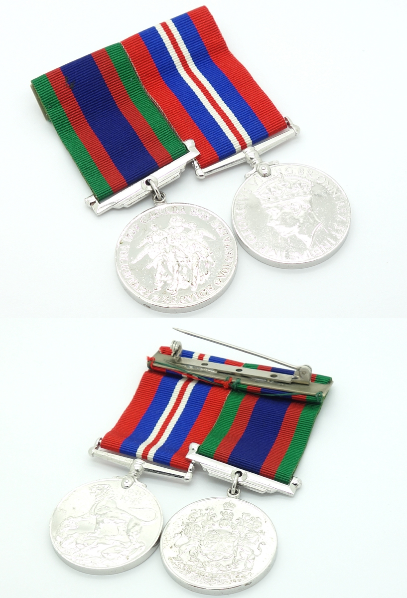 Canada, WWII - Two-piece Medal Bar