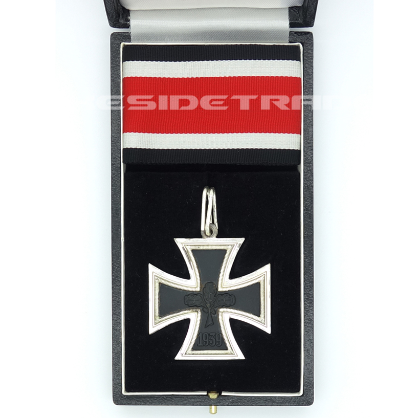 1957 Version - Cased Knight's Cross of the Iron Cross