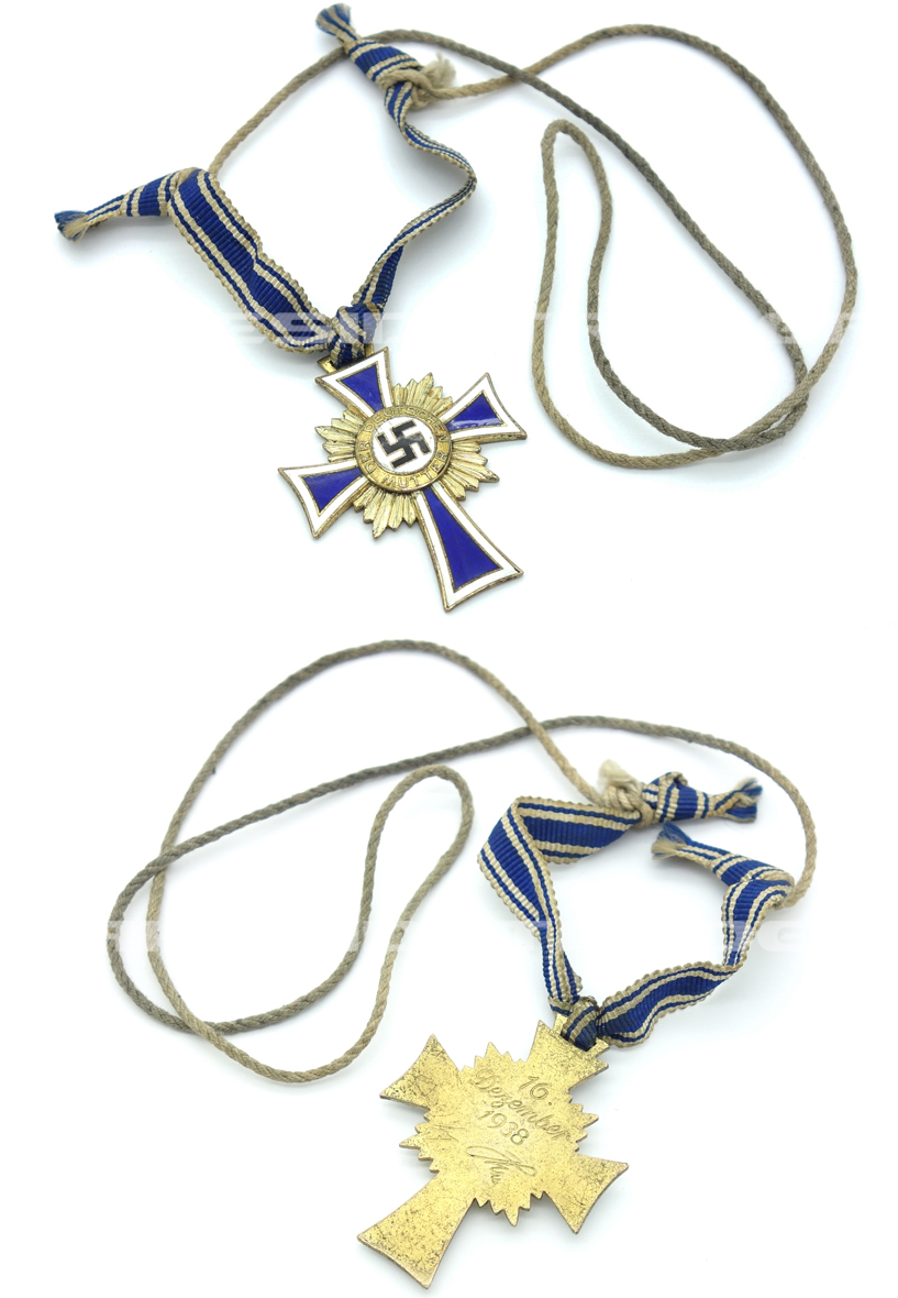 Honor Cross of the German Mother in Gold