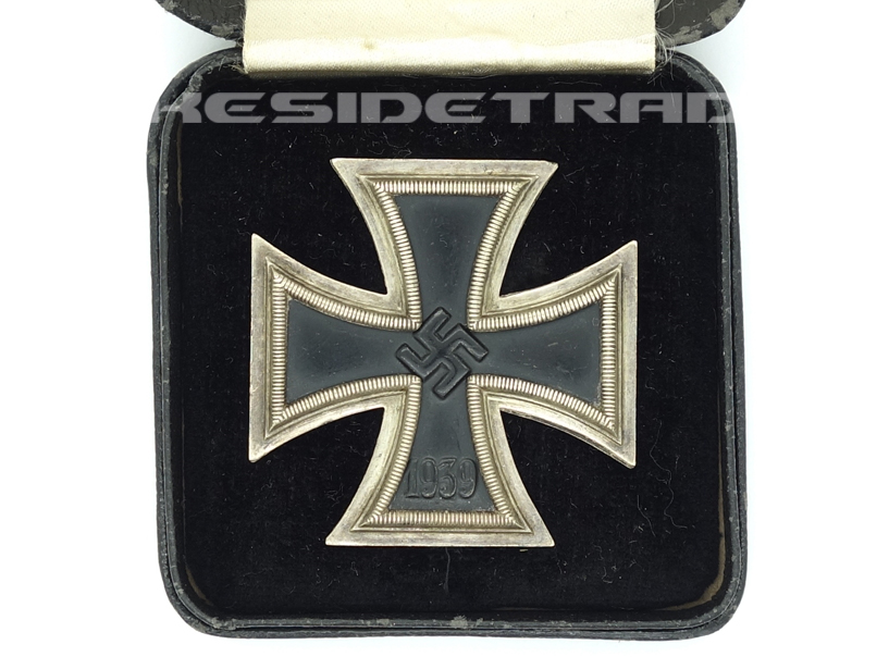 LDO Cased 1st Class Iron Cross by L59