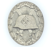 Silver Wound Badge by 92