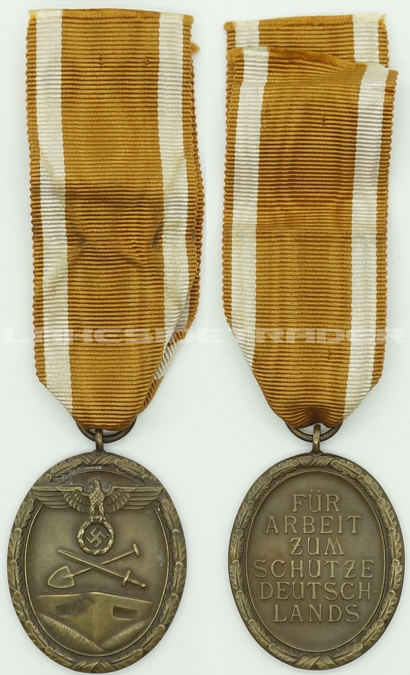 1st Issue - West Wall Medal