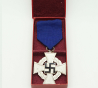 Cased - 25 Year Faithful Service Cross