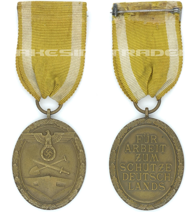 1st Issue - West Wall Medal