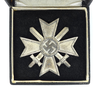 Cased 1st Class War Merit Cross by L15