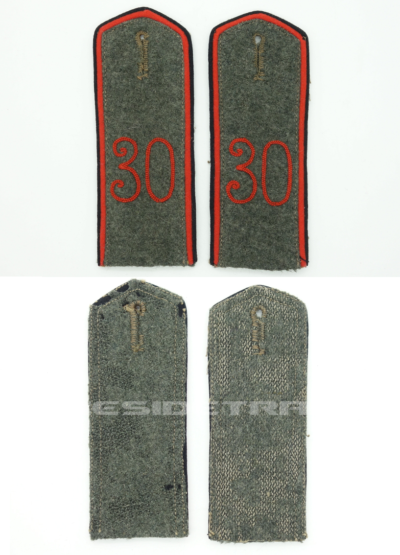 Imperial 30th Field Artillery Regiment Shoulder Straps.