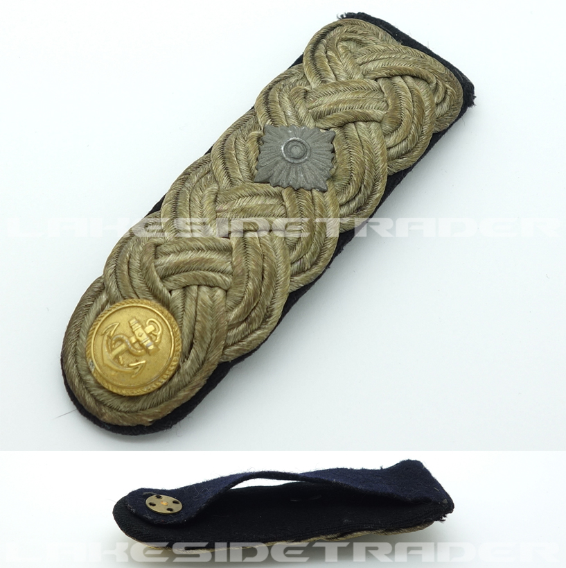 Kreigsmarine Fregattenkapitan Shoulder Board